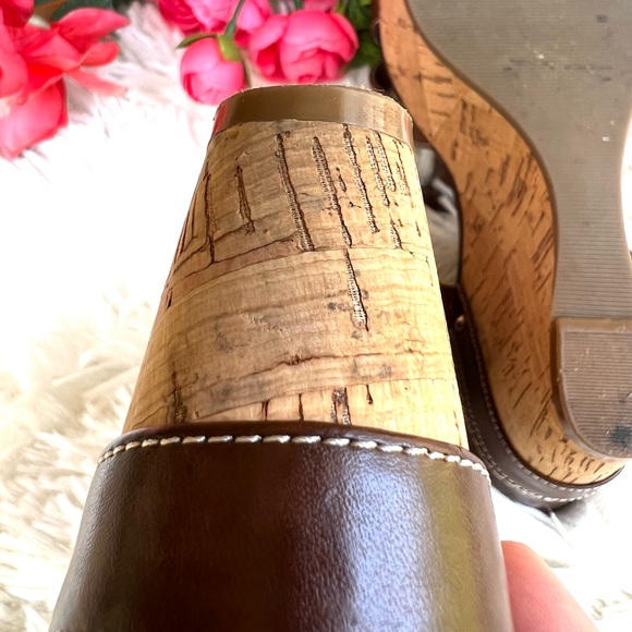 💥Guess Wedges sandals brown cork slip on💫 - Picture 6 of 16
